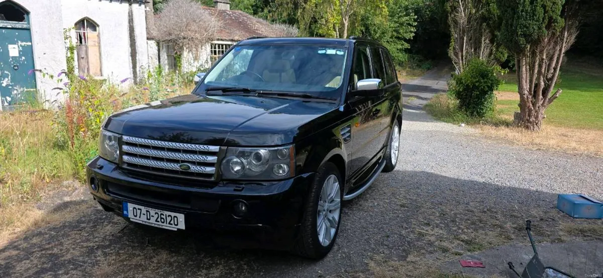 Range Rover Sport Crew Cab - Image 5
