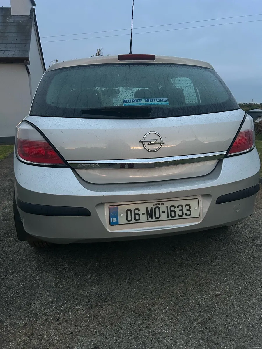 Opel Astra 2006 - NCT until 2027 - Image 2
