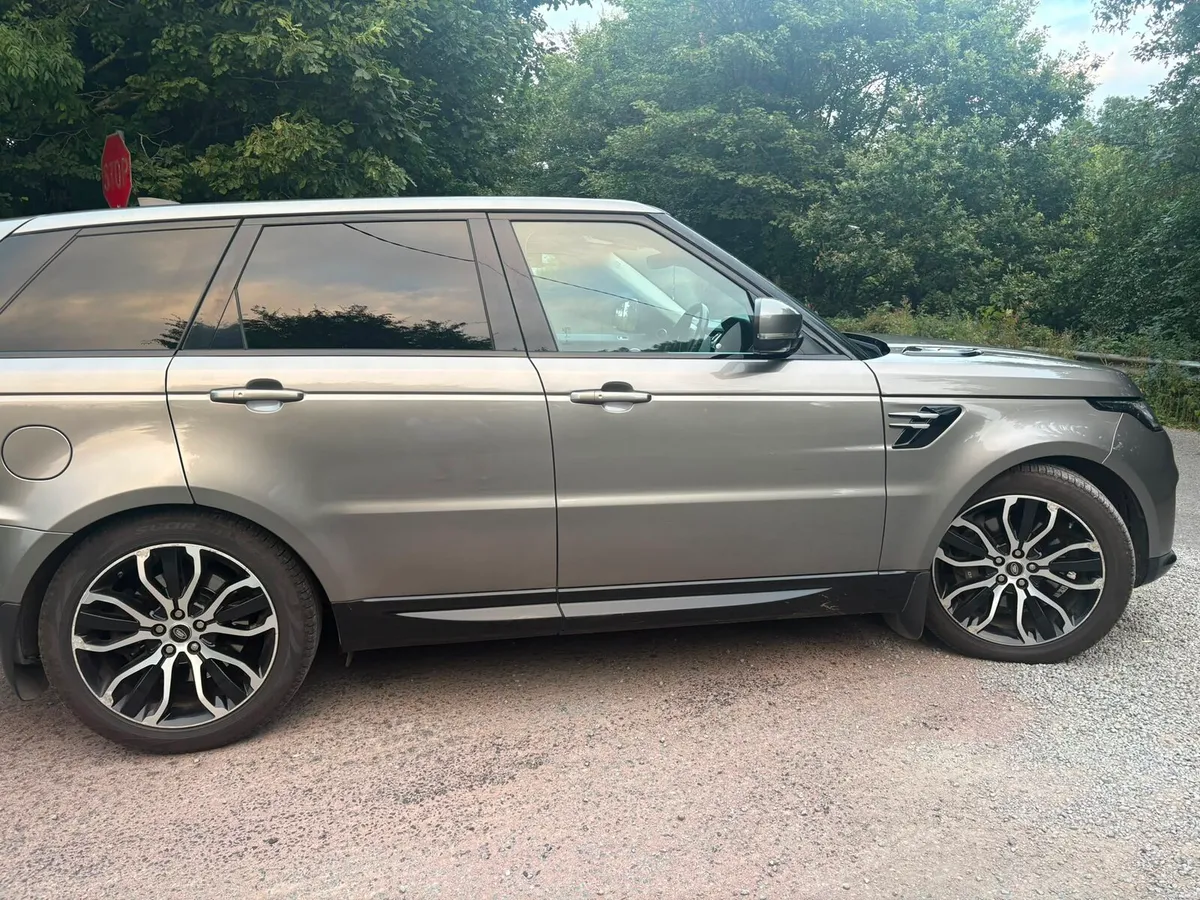 2018 Range Rover Sport P400e HSE | Full LR History - Image 5