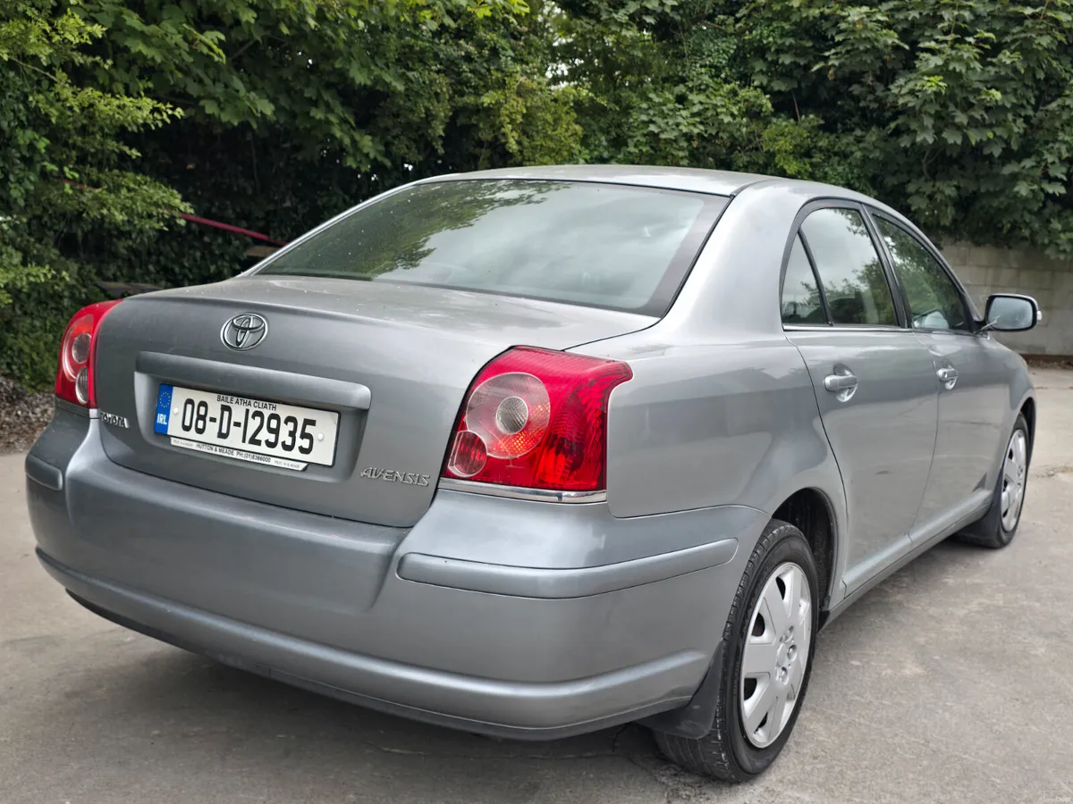 Toyota Avensis 2008 petrol ⛽️ low miles - Image 6