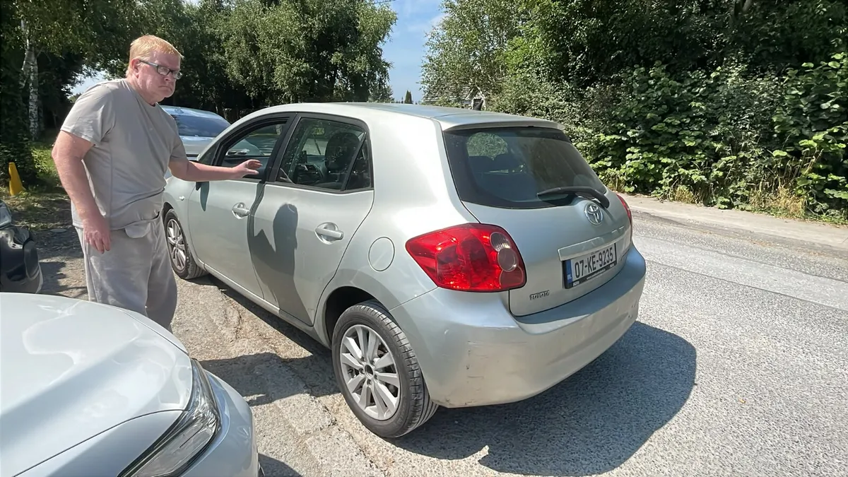 €999 Toyota Auris 2007 petrol ⛽️.  €  999 - Image 2
