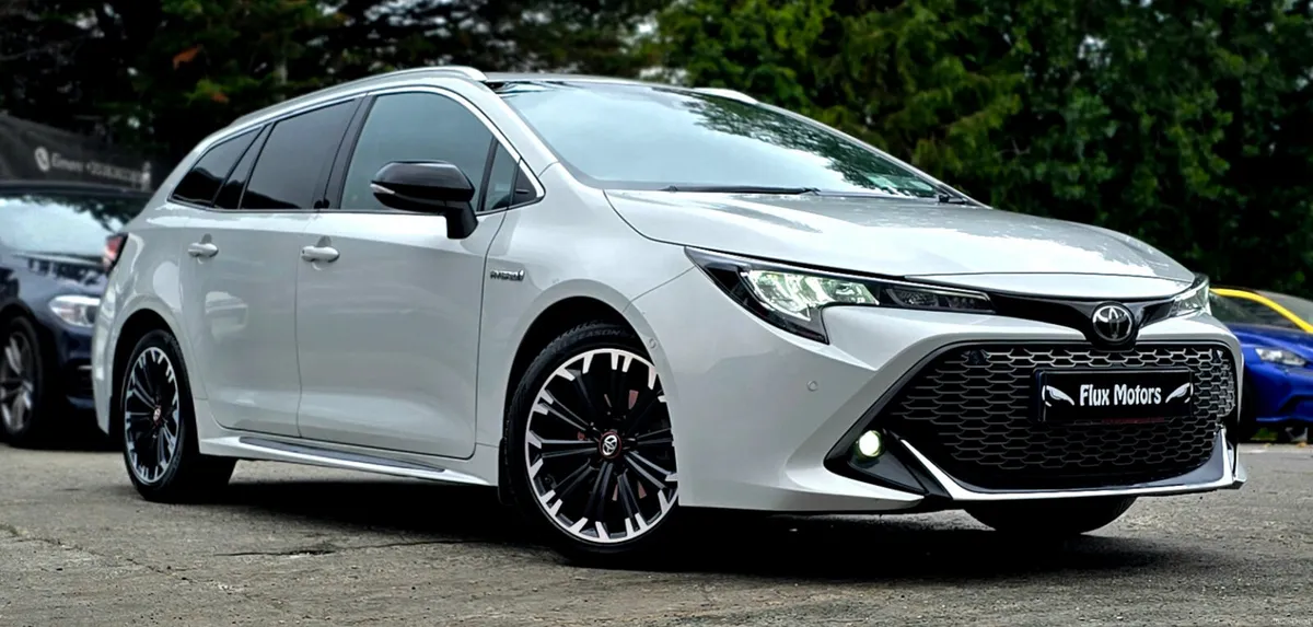 🔥 2020 Toyota Corolla GR Sport Hybrid Touring - Image 1
