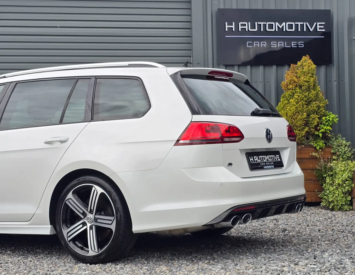 2015 VOLKSWAGEN GOLF R WAGON 4-MOTION - Image 6