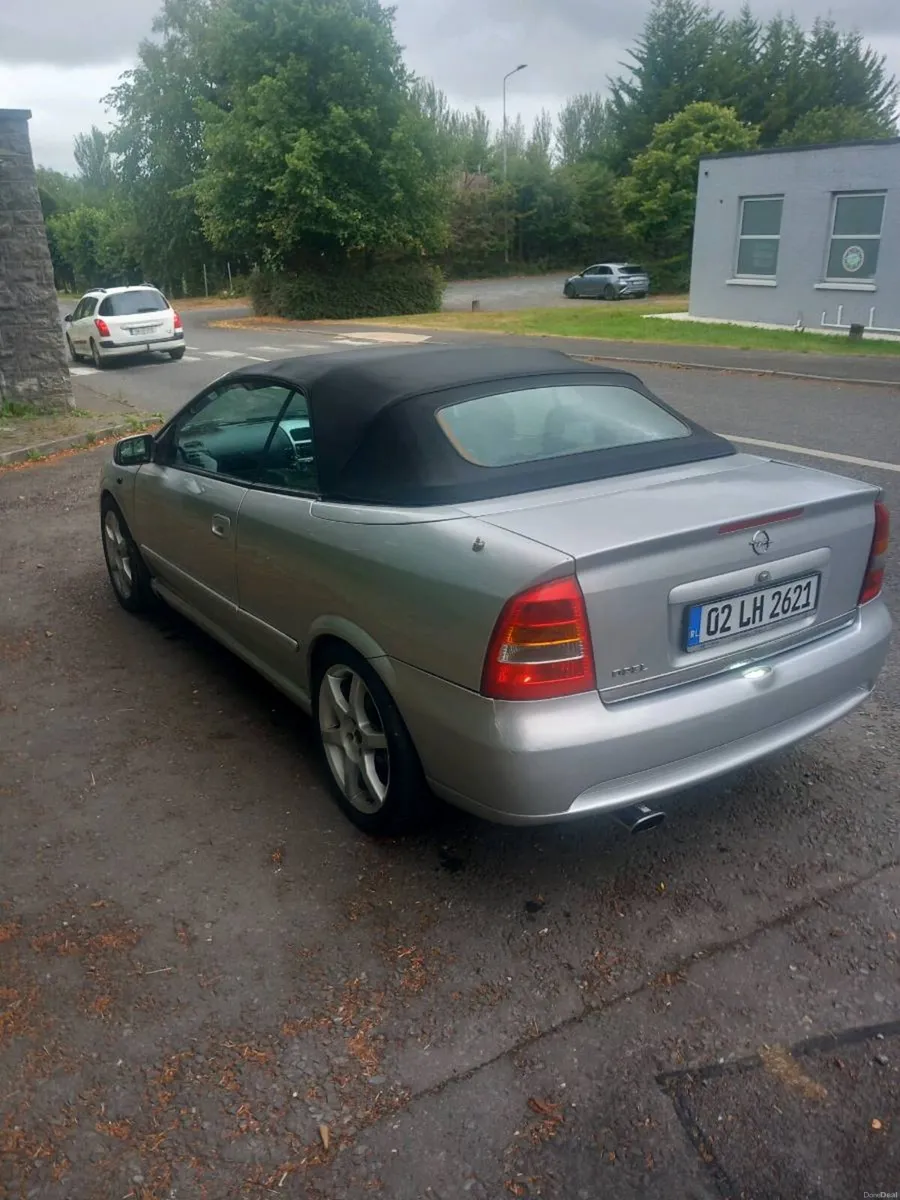 OFFERS 2006 opel astra Burton convertible - Image 5