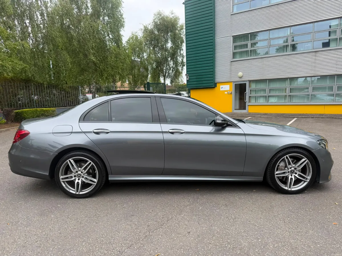 Mercedes-Benz E220D AMG  Line Premium High Spec - Image 4