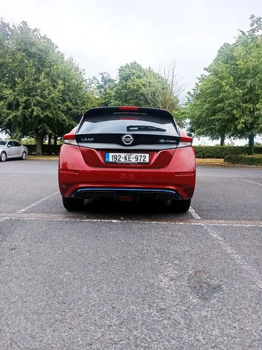 2019 Nissan Leaf - Image 5