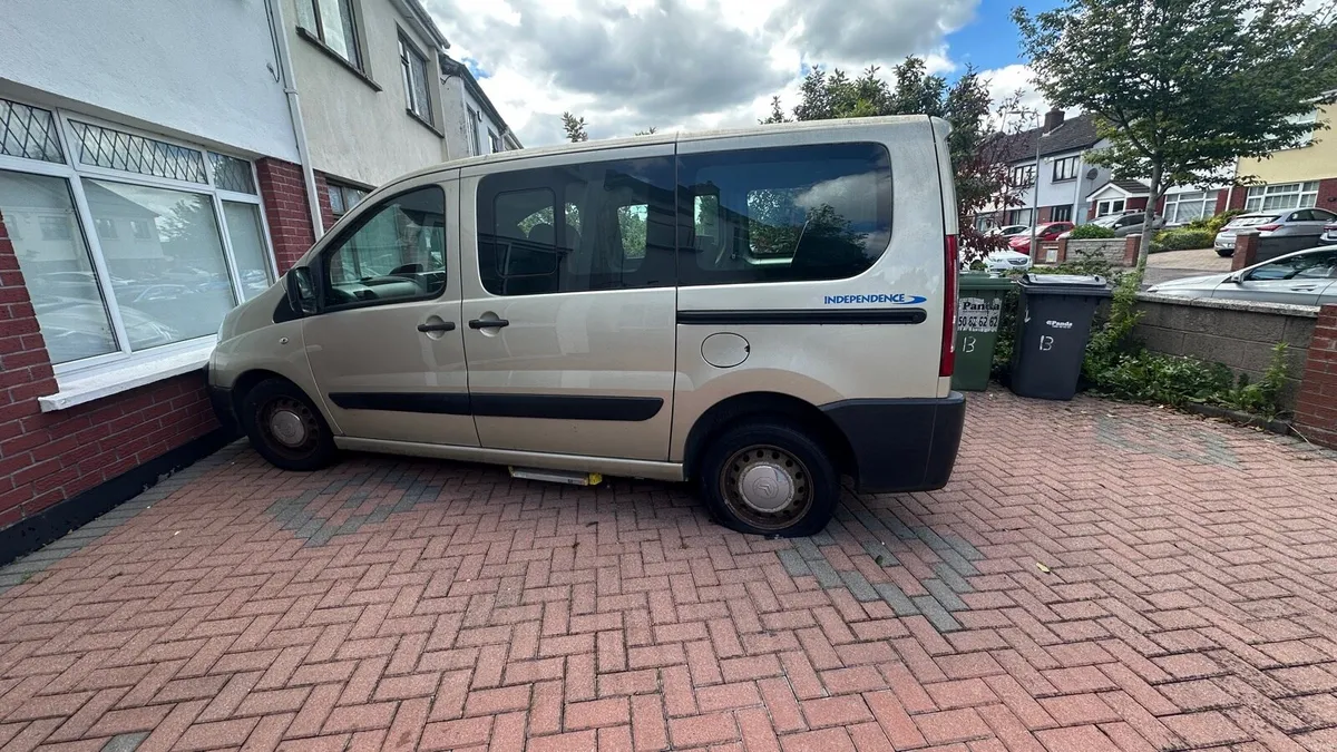 Citroen Dispatch 7 Seat WheelChair - Image 3