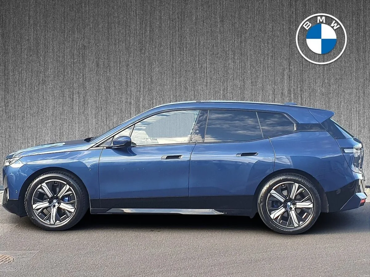 BMW iX xDrive40 M Sport - Image 3