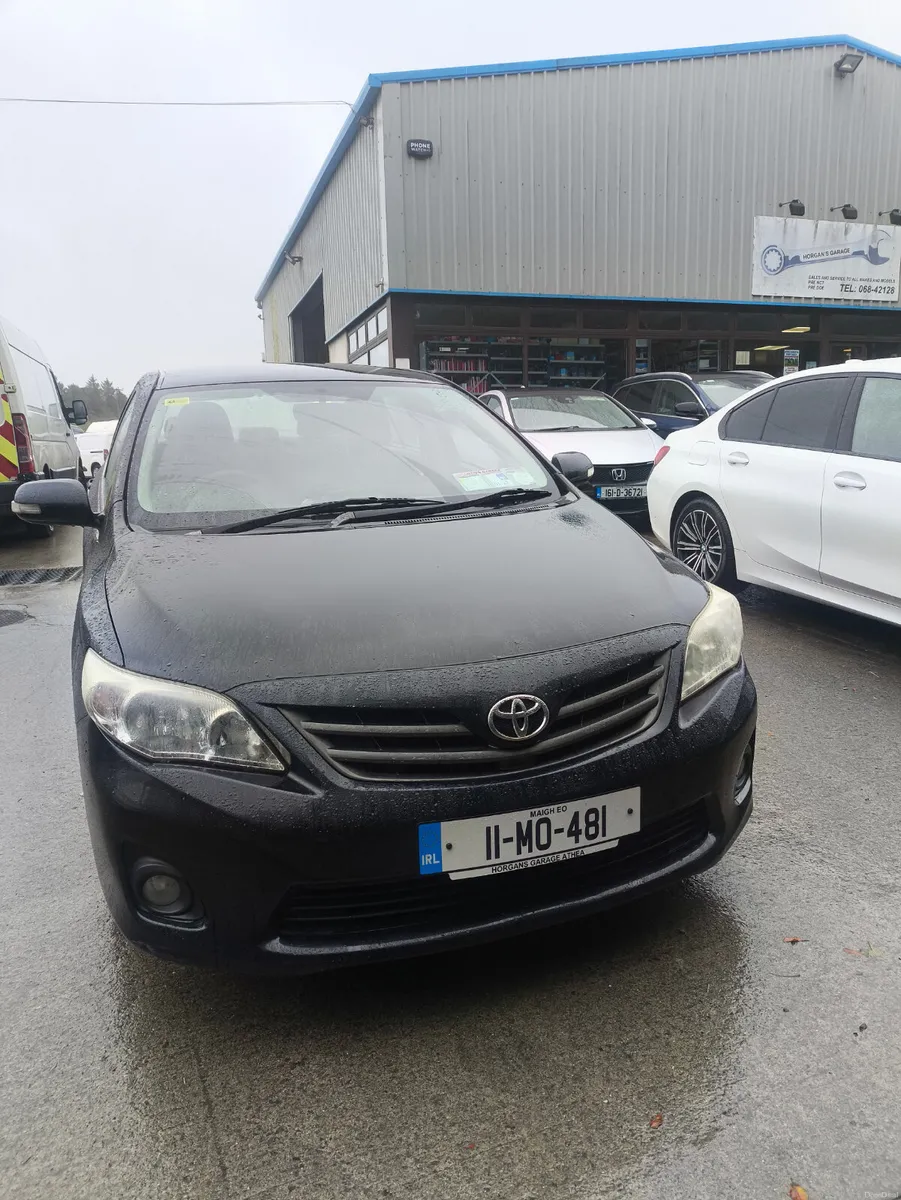 Toyota Corolla 2011 - Image 1