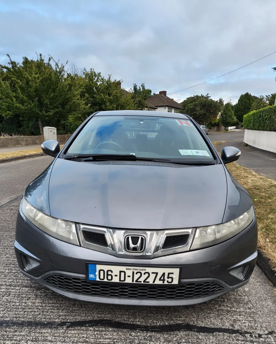 Honda Civic 2006 - Image 2