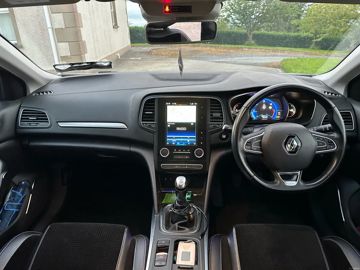 2017 Renault Megane 1.5 DCi Dynamique S - FSH - Image 2