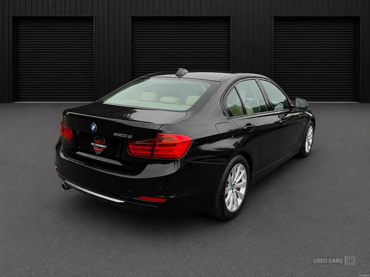 BMW 3-Series 2.0 320d Luxury Auto xDrive Euro 6 (s - Image 5