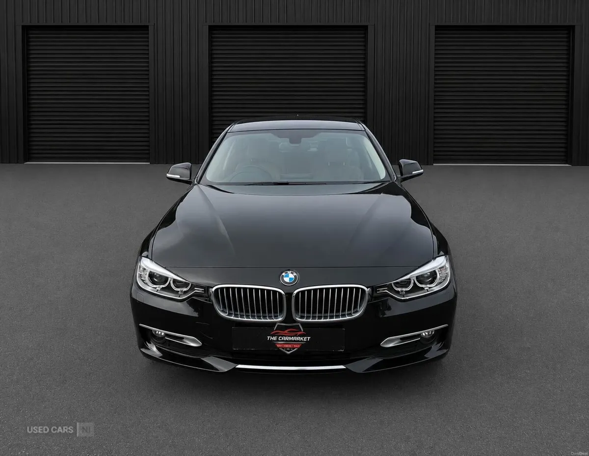 BMW 3-Series 2.0 320d Luxury Auto xDrive Euro 6 (s - Image 2