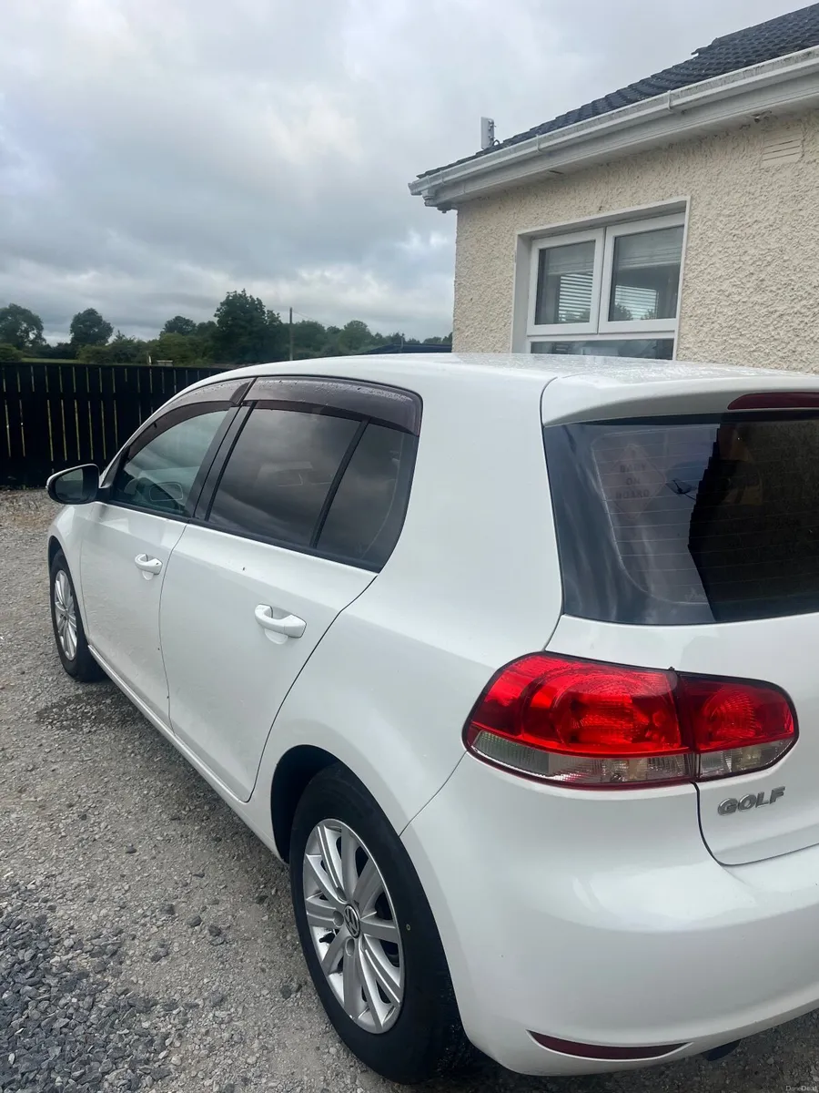Volkswagen Golf 2012 - Image 1