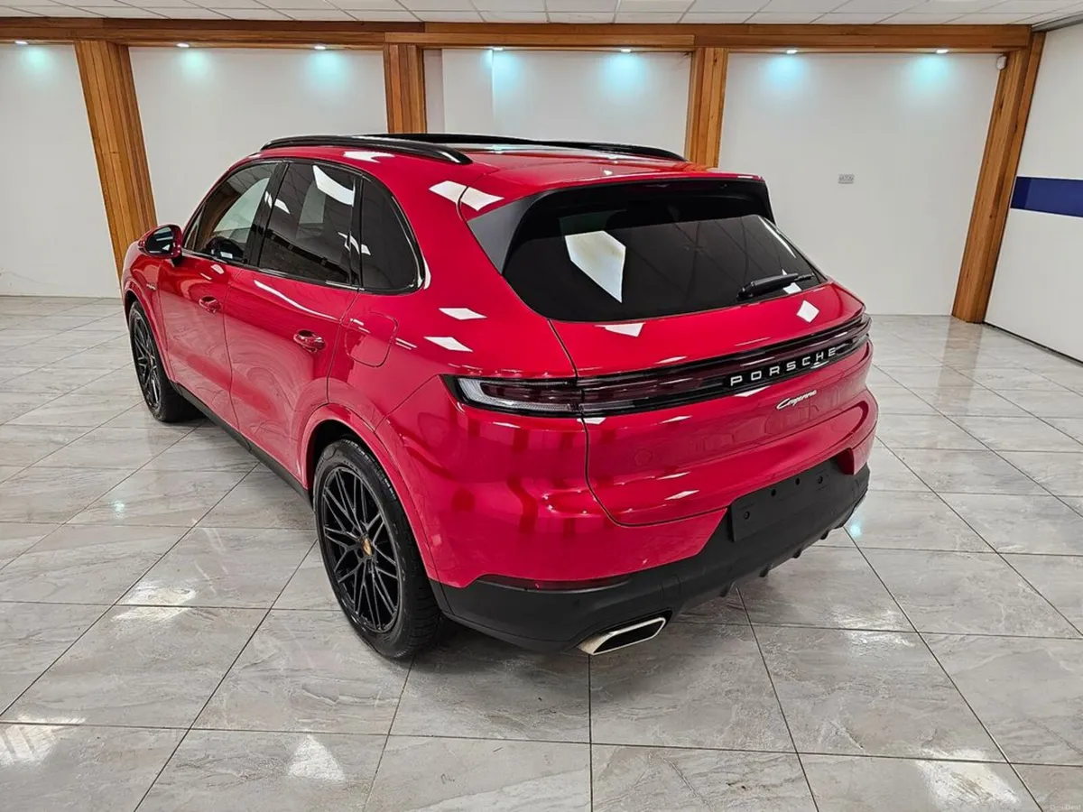 Porsche Cayenne STUNNING COLOUR // NEW MODEL - Image 5