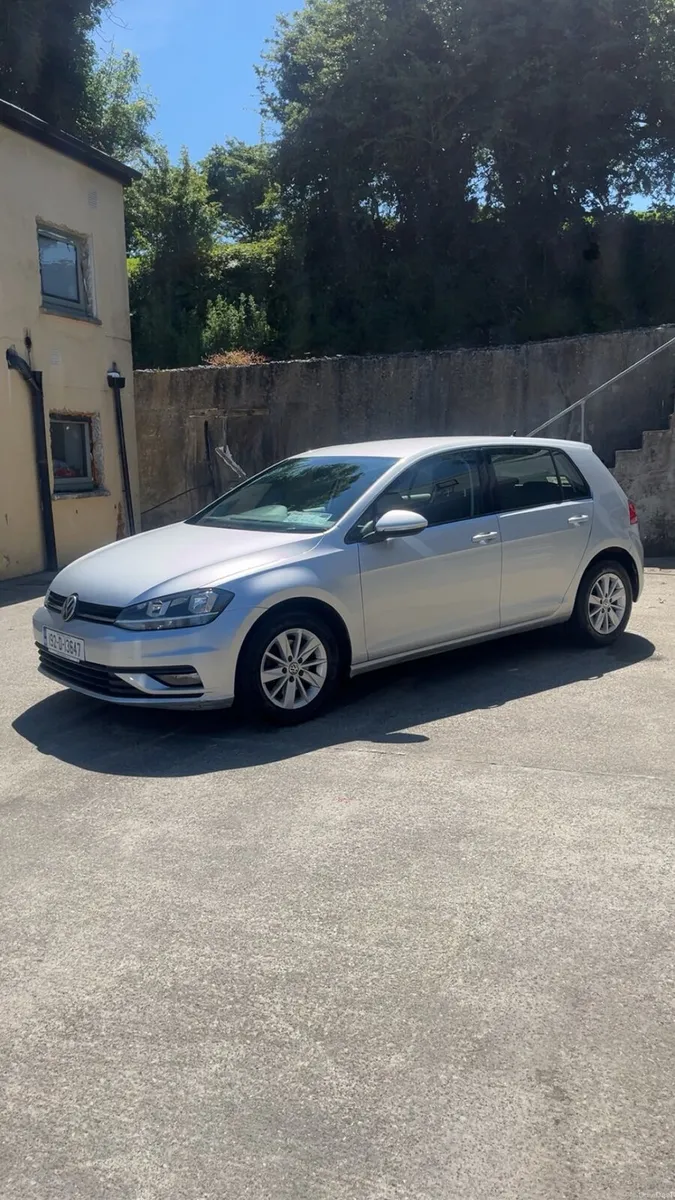 192 Golf - Image 1