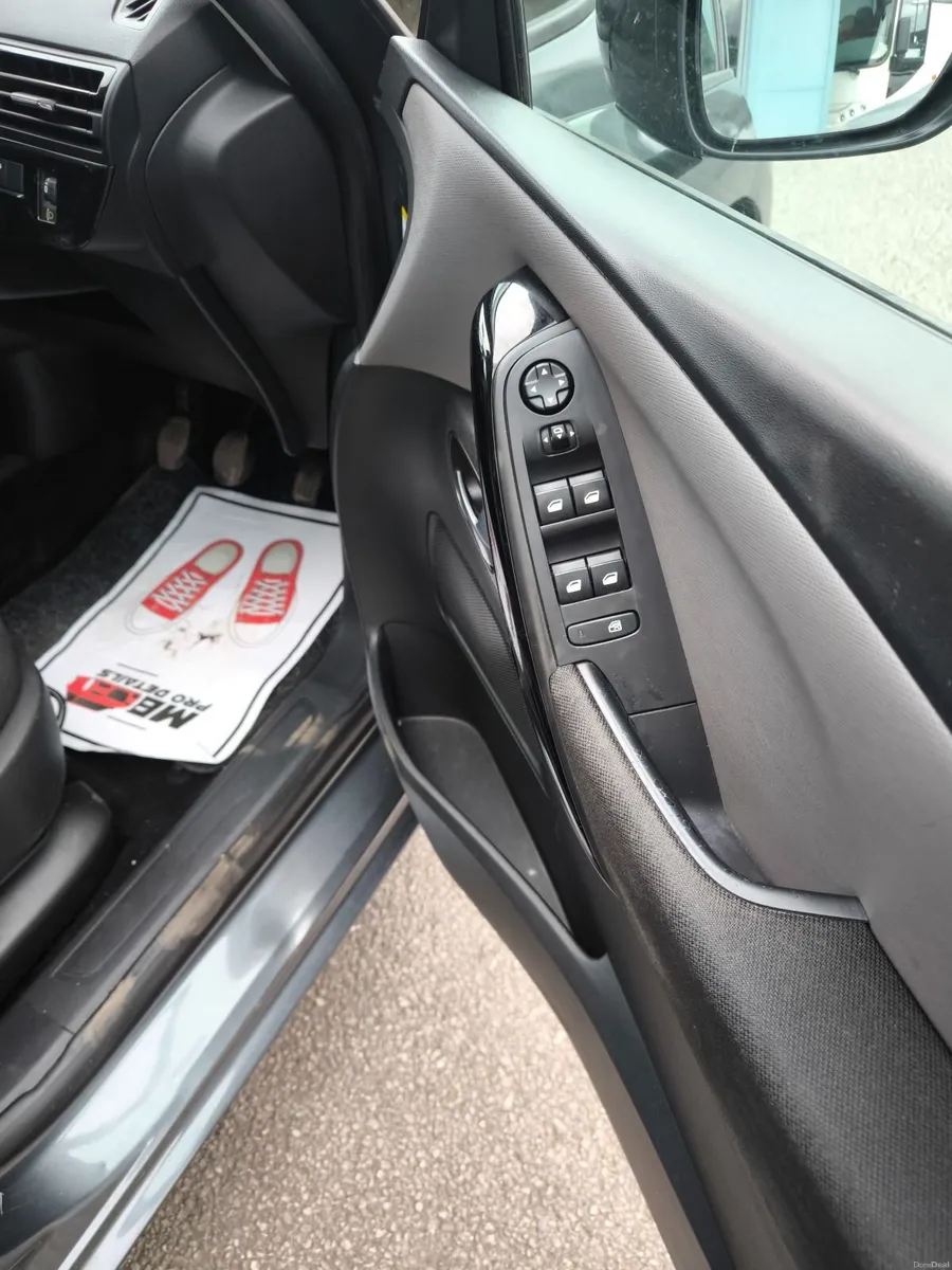 Citroen Grand C4 Picasso 2017 - Image 5