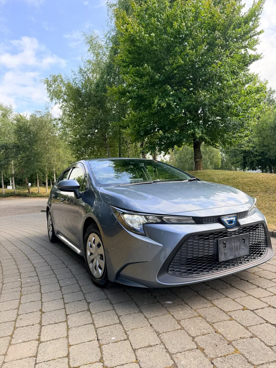 Toyota Corolla 2021 - Image 2