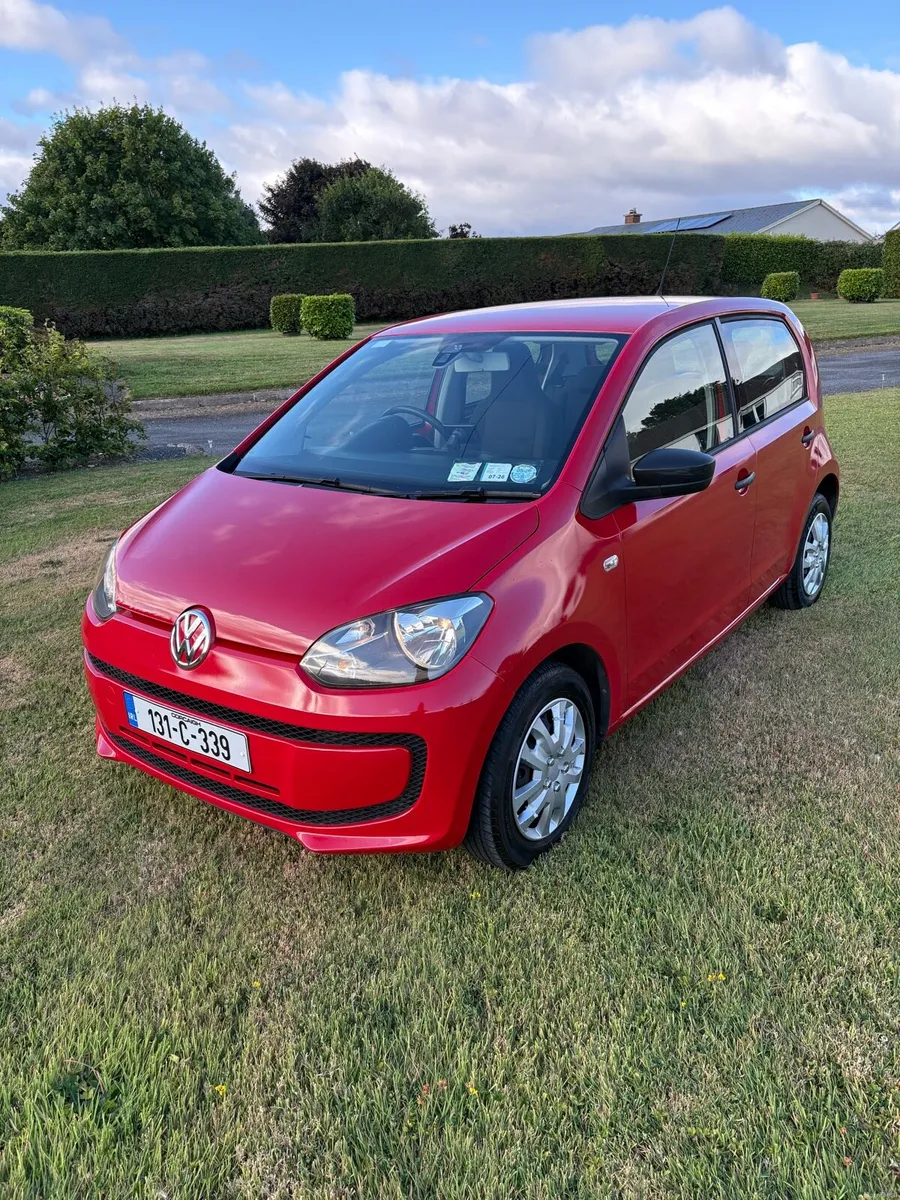 Volkswagen up - Image 1