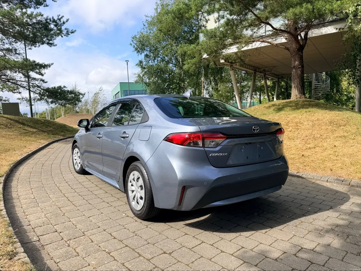Toyota Corolla 2021 1.8L Hybrid Auto Luna Saloon - Image 6