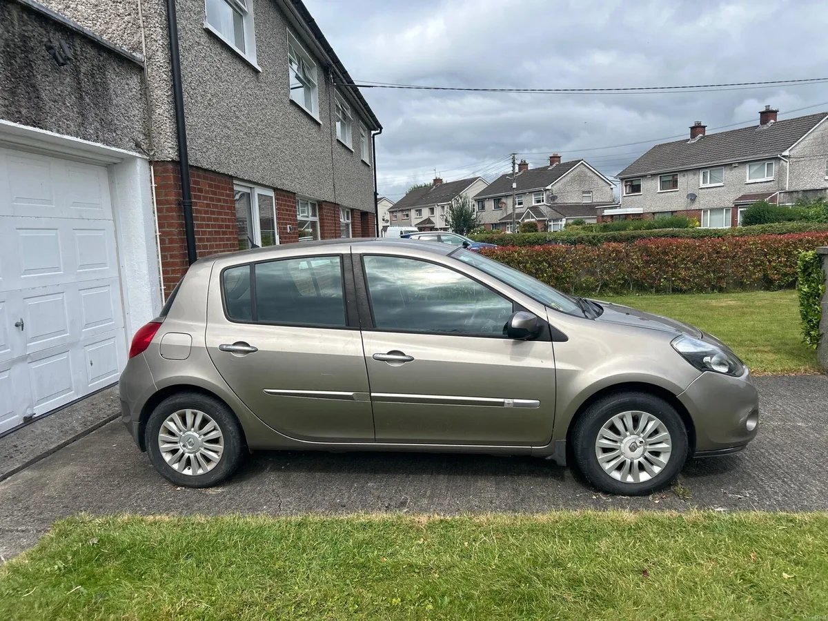Renault Clio - Image 3