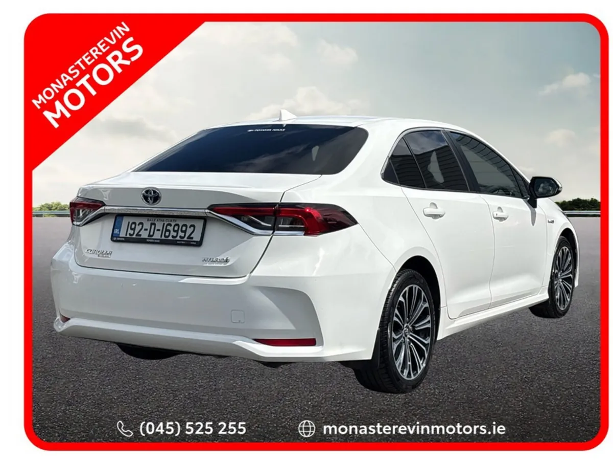 Toyota Corolla HYB LUNA SPORT 4DR AUTO HYBRID SA - Image 2