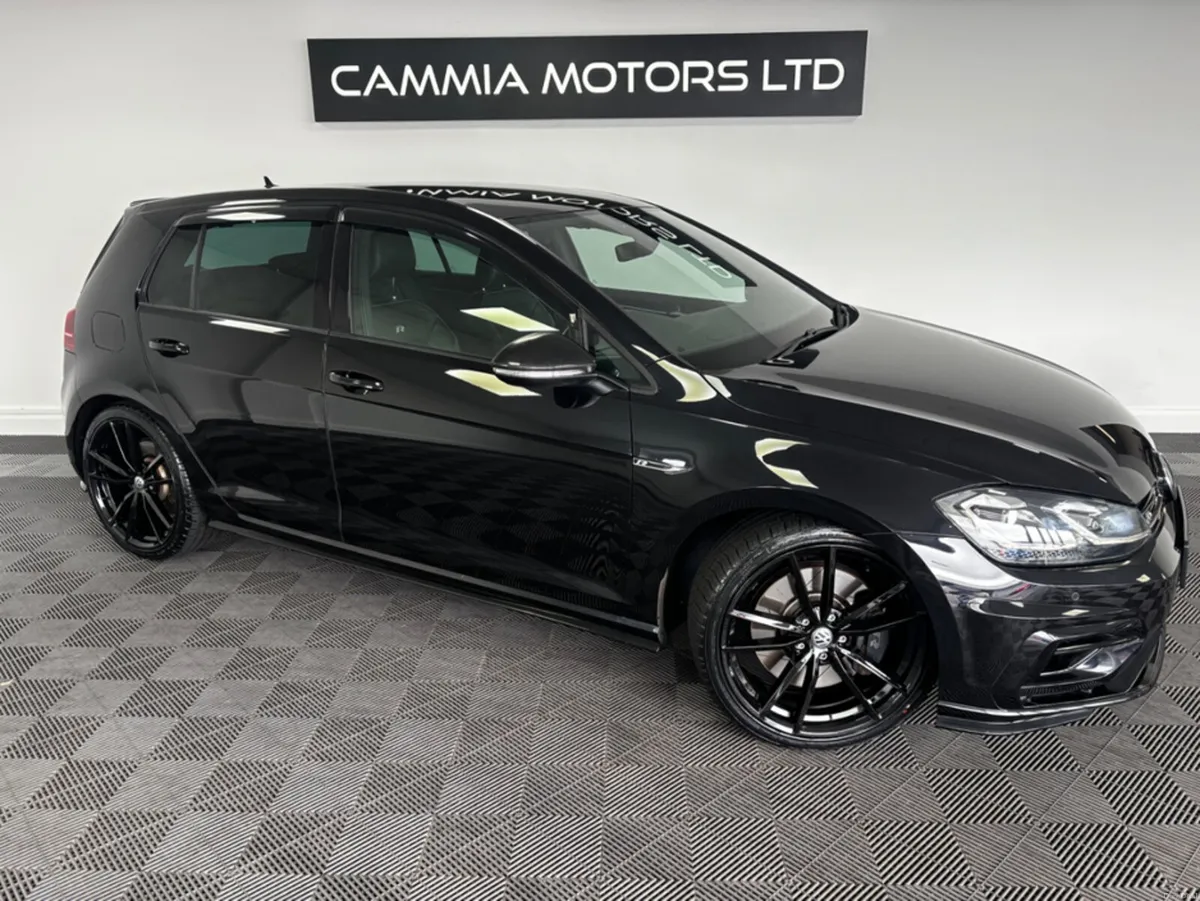 Volkswagen Golf VOLKSWAGEN GOLF R 300BHP DSG*LEATH - Image 1