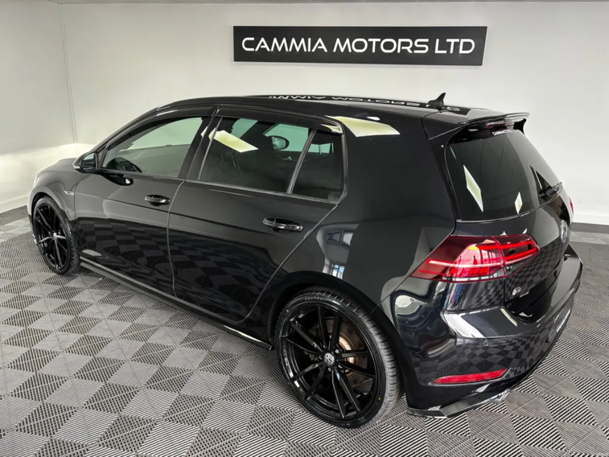 Volkswagen Golf VOLKSWAGEN GOLF R 300BHP DSG*LEATH - Image 3