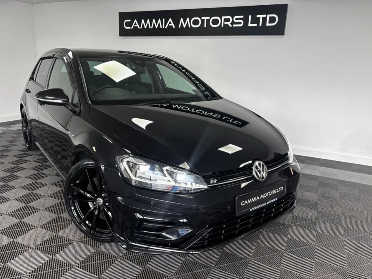 Volkswagen Golf VOLKSWAGEN GOLF R 300BHP DSG*LEATH - Image 4