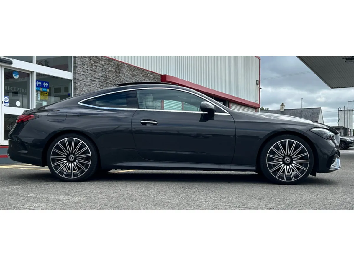 Mercedes-Benz CLE 220 D COUPE AMG LINE PLUS - Image 3