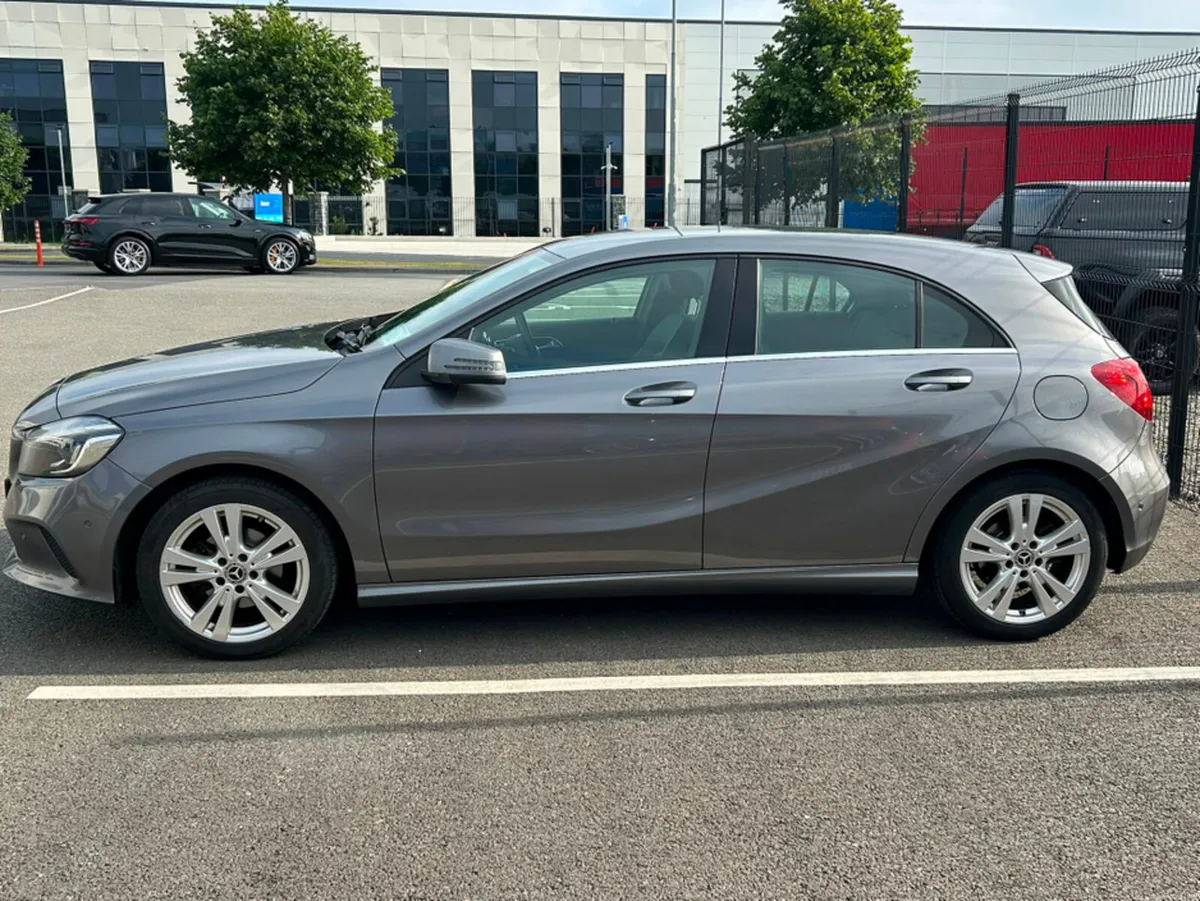 Mercedes-Benz A-Class A180 D SPORT PREMIUM 5DR - Image 2
