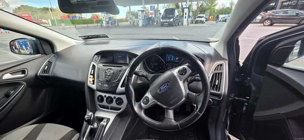 Ford Focus 2014 - Image 3