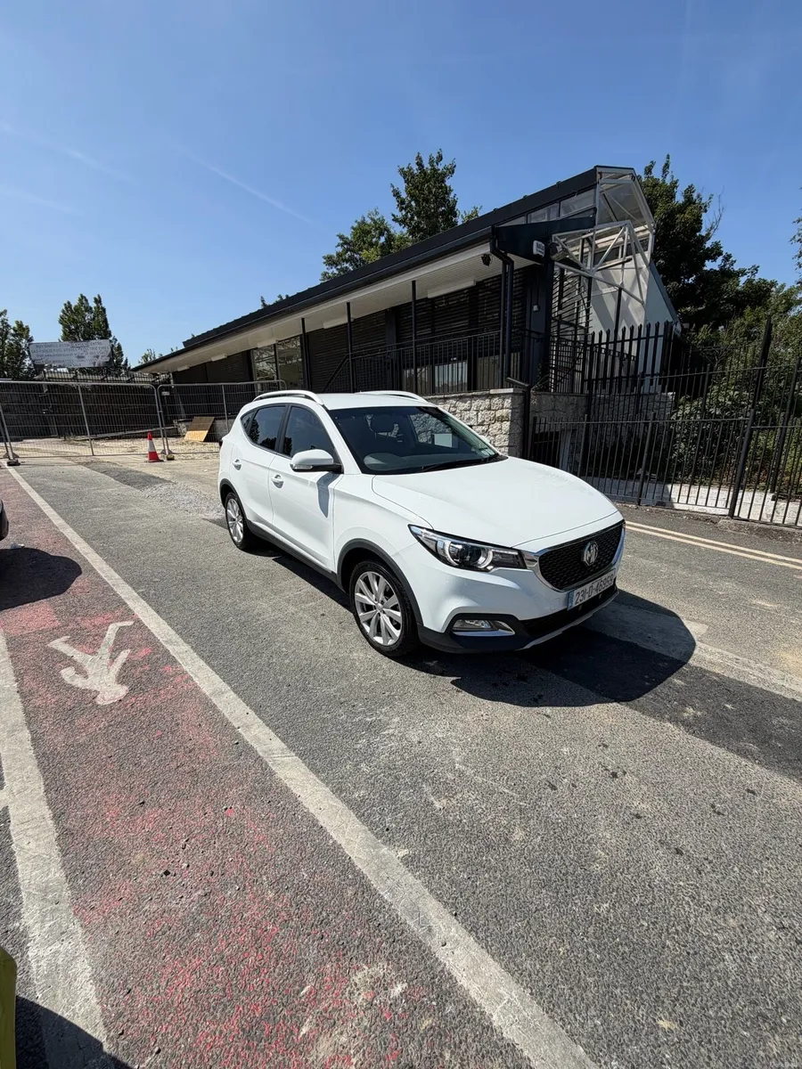 MG ZS - Image 1