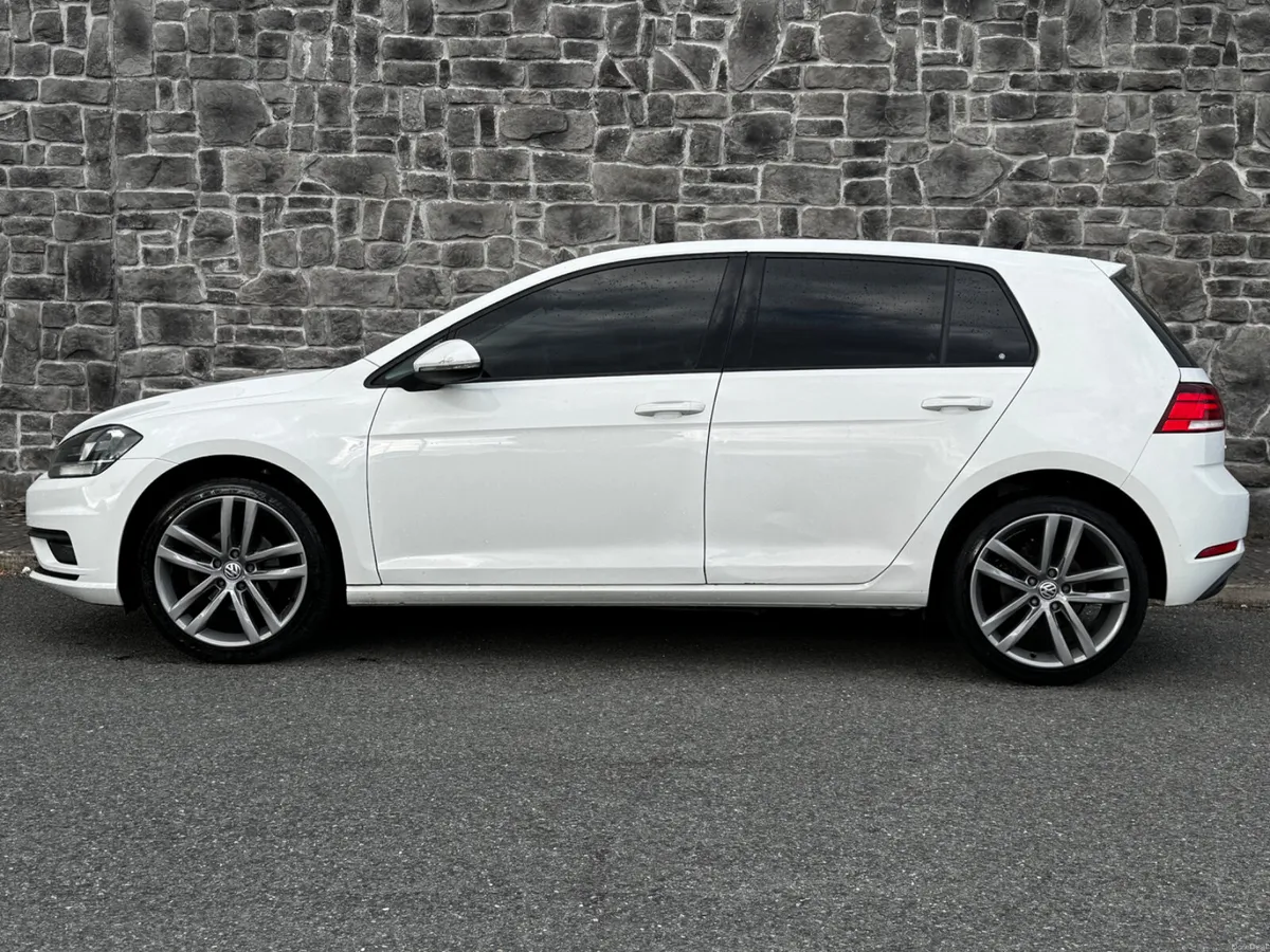 -2018 VOLKSWAGEN GOLF 1.6TDI COMFORTLINE-NEW NCT - Image 4