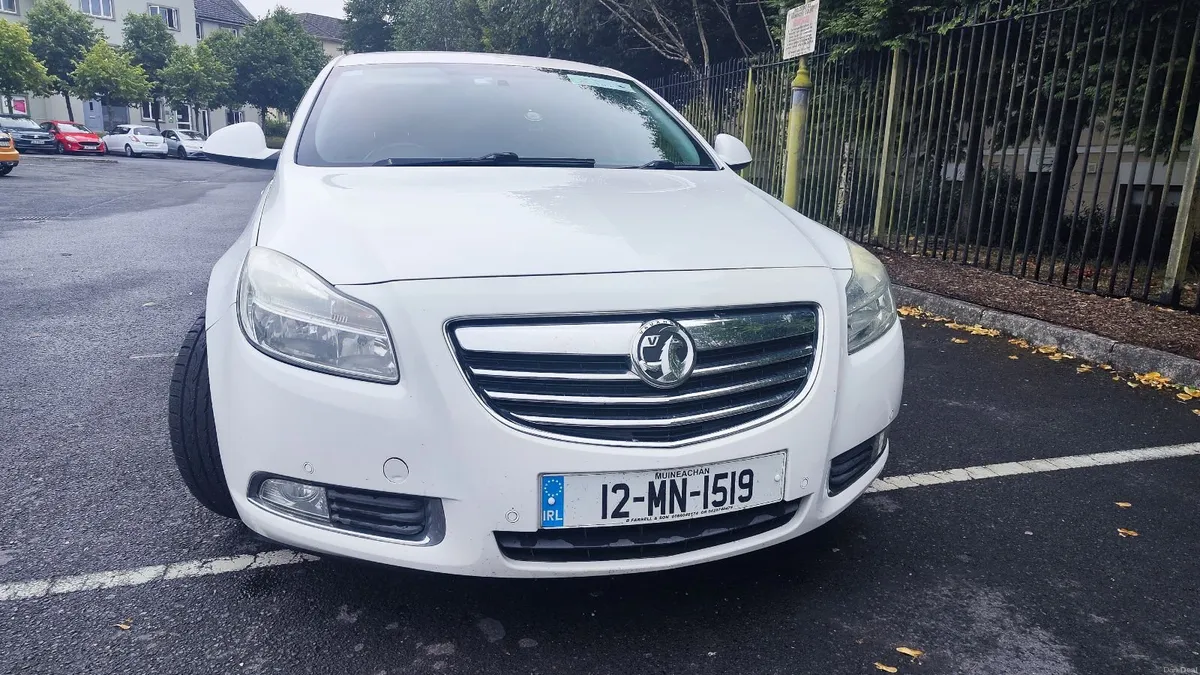 Vauxhall Insignia 2.0L Diesel SRi   2012 - Image 3