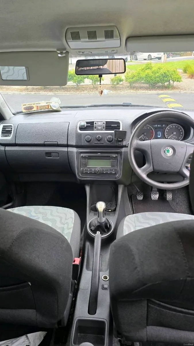 car - Image 5