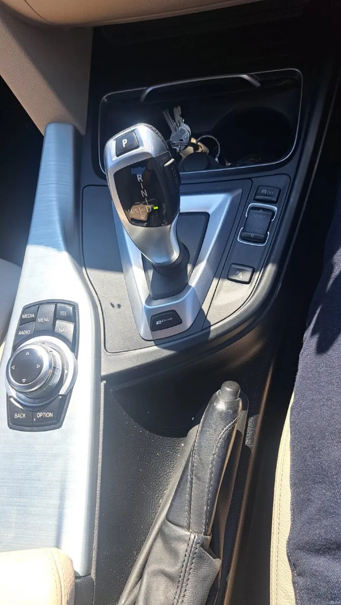 BMW 3-Series 2017 - Image 1