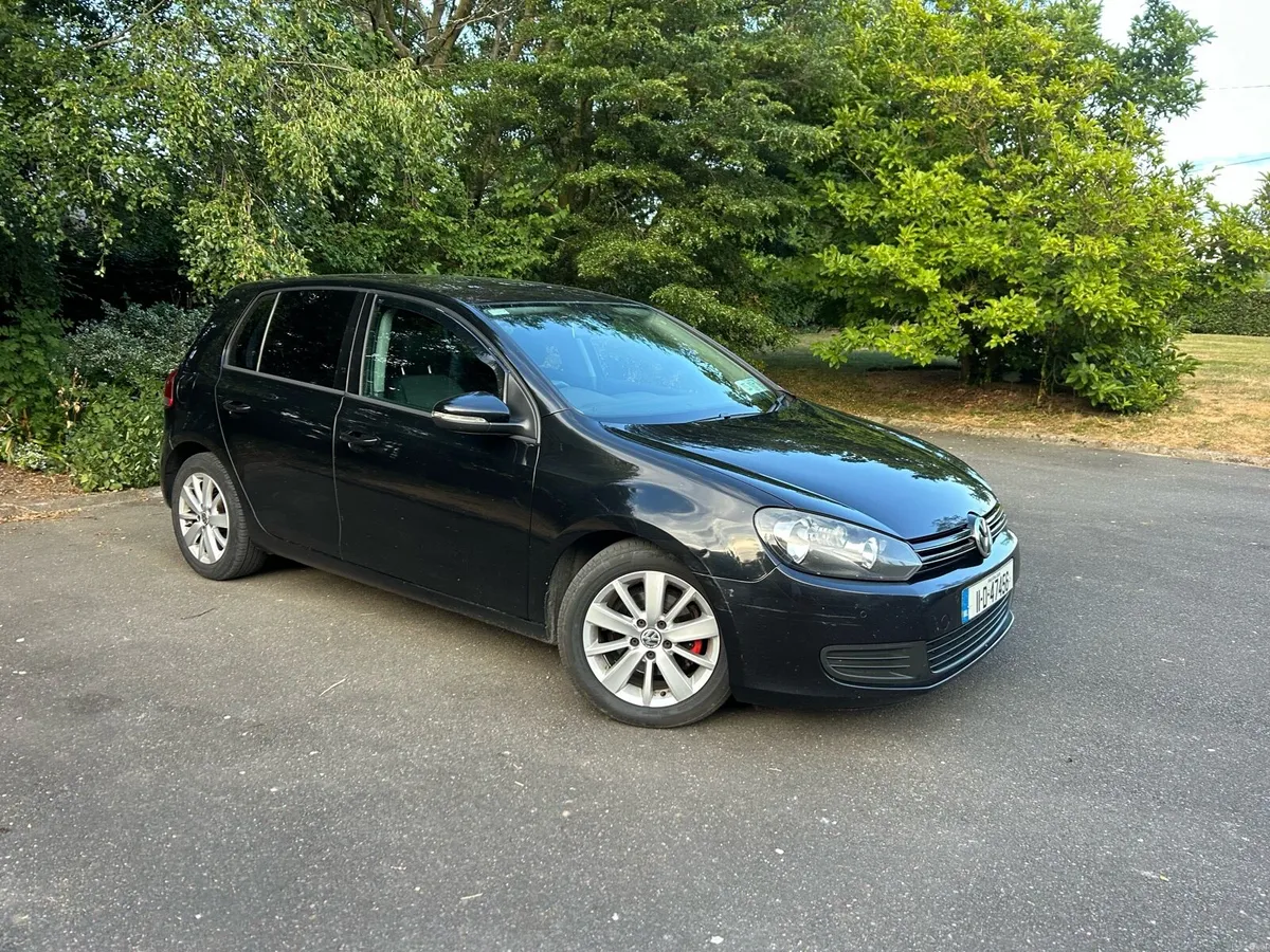 2011 Volkswagen Golf 1.6 TDI - Image 2