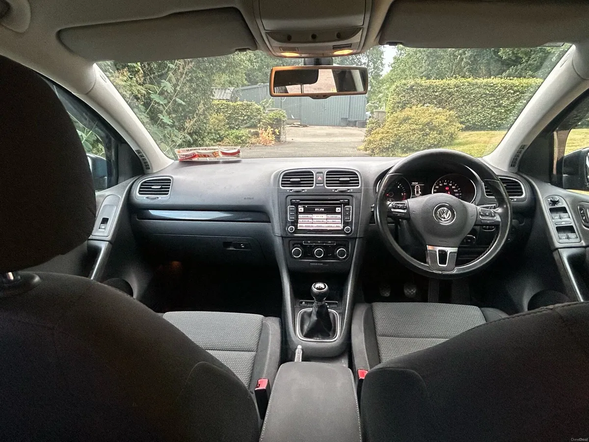 2011 Volkswagen Golf 1.6 TDI - Image 4