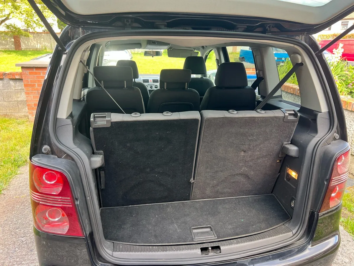 VW Touran - Image 5