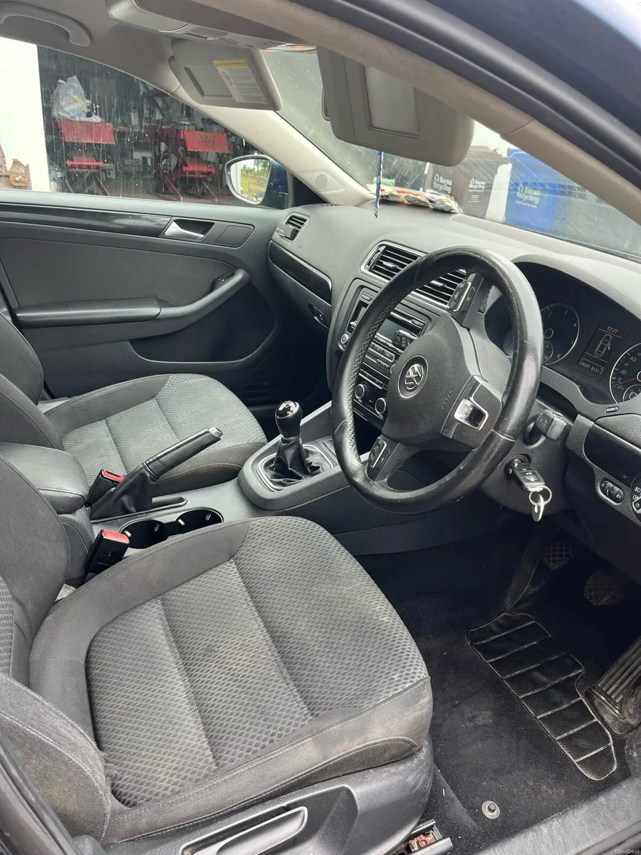 VW Jetta - Image 3