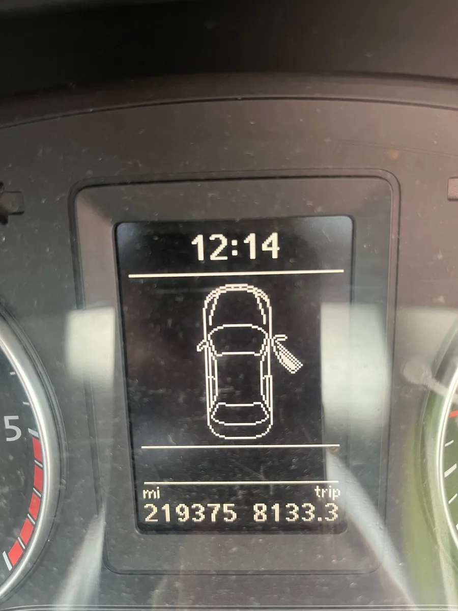 VW Jetta - Image 4
