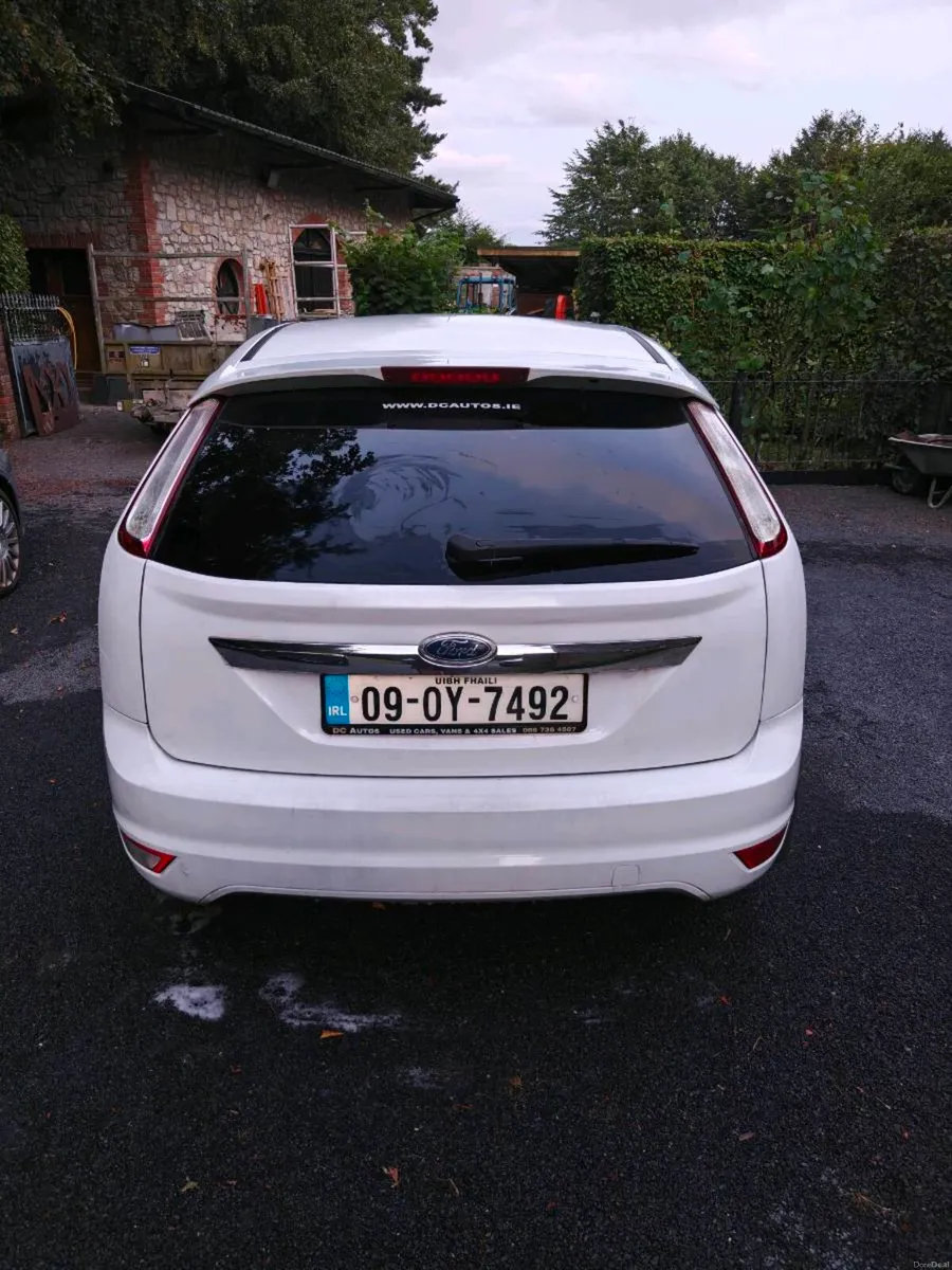 2009 Ford Focus - Image 4