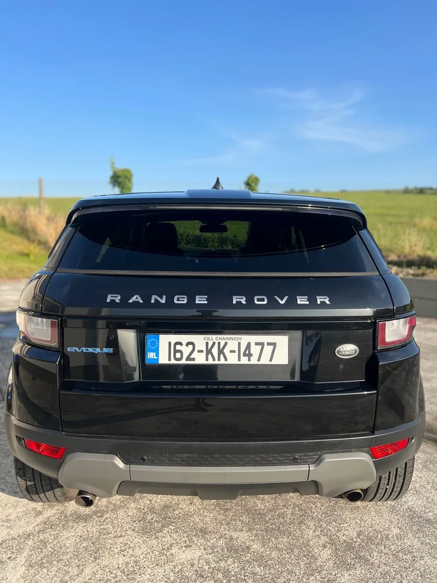 Land Rover Range Rover Evoque 2016 manual - Image 3