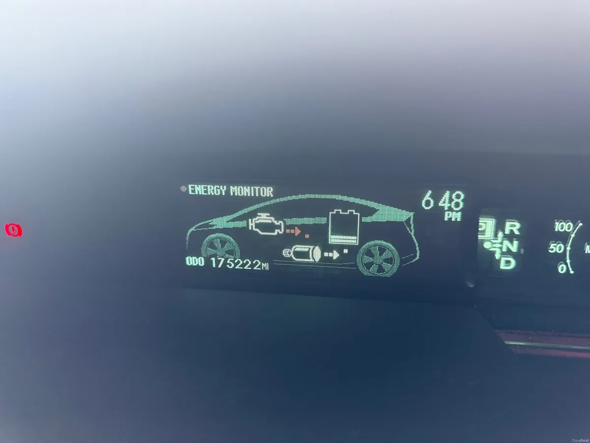 Toyota Prius - Image 2