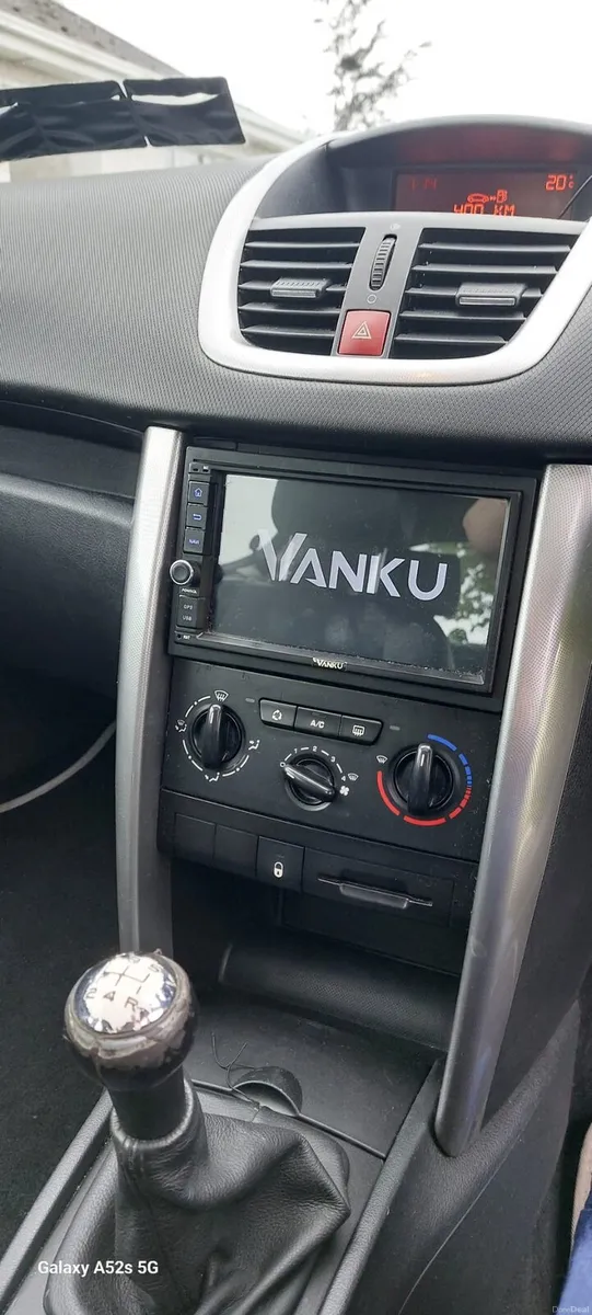 Car - Image 2