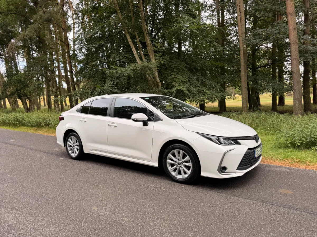 Toyota Corolla 2023 Luna Hybrid - Image 1