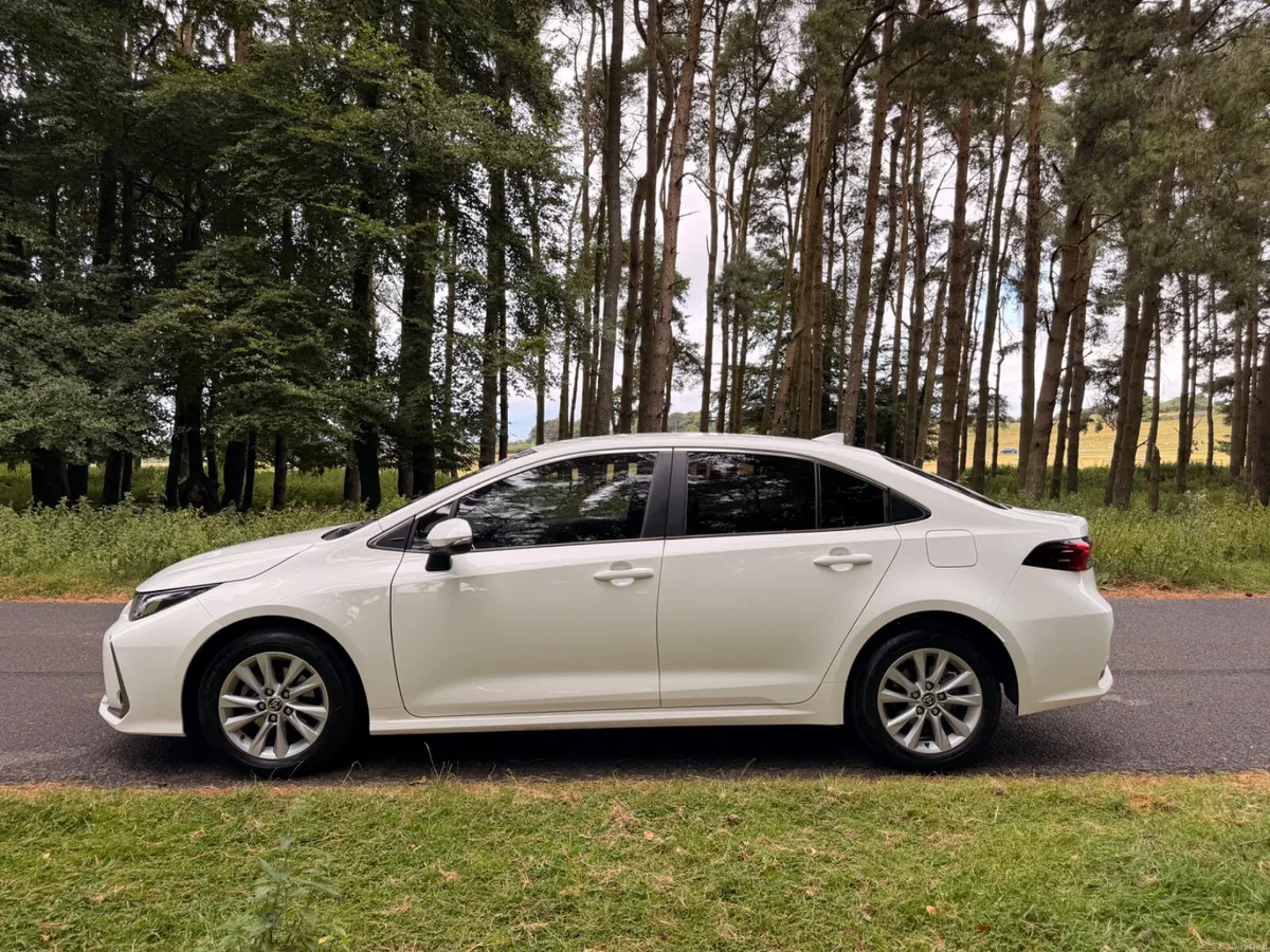 Toyota Corolla 2023 Luna Hybrid - Image 4