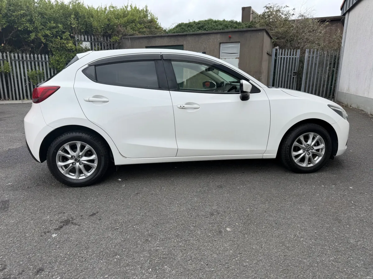 Mazda Demio 2015 - Image 5