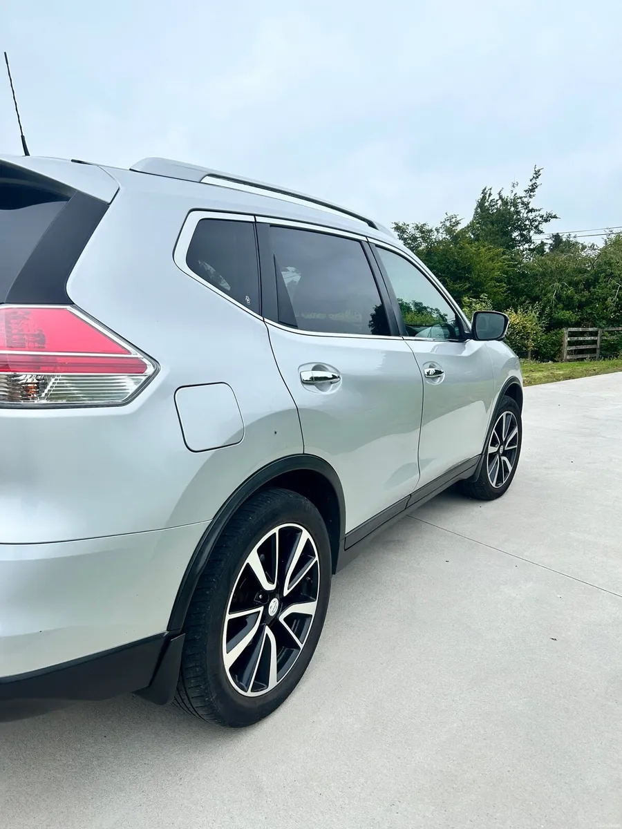 7 Seat Nissan X Trail - Image 2